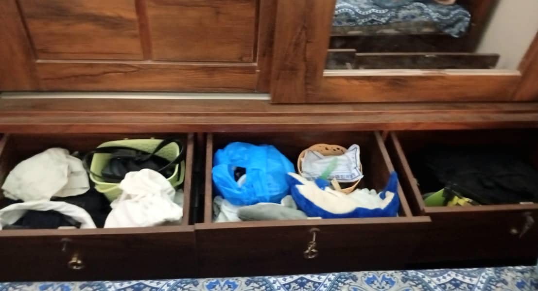 Sliding Wardrobe 4