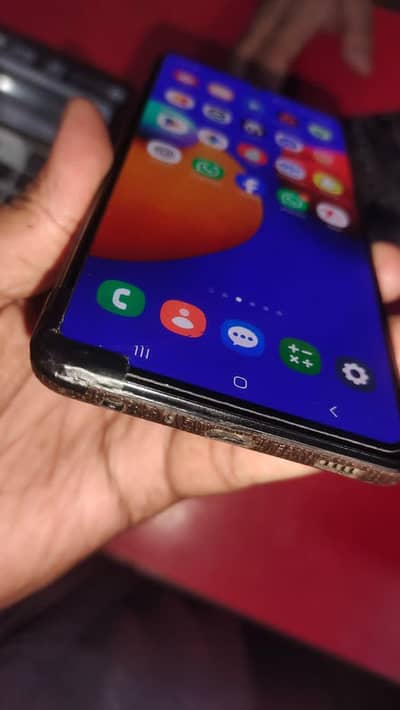Samsung Mobile A72