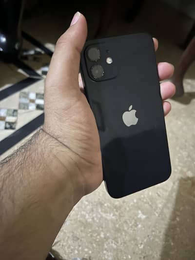 Apple iPhone 12 FU