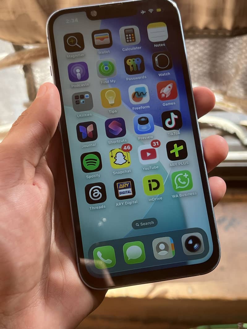 Apple iPhone 14 4