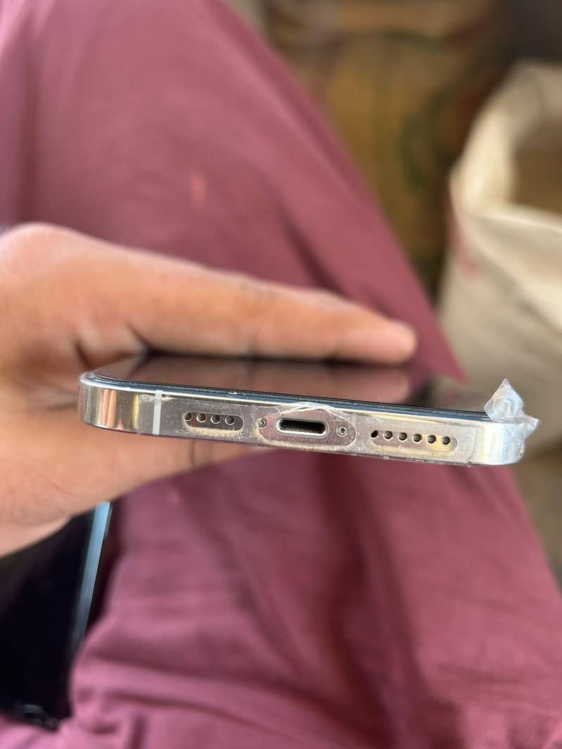 Apple iPhone 12 Pro Max 7
