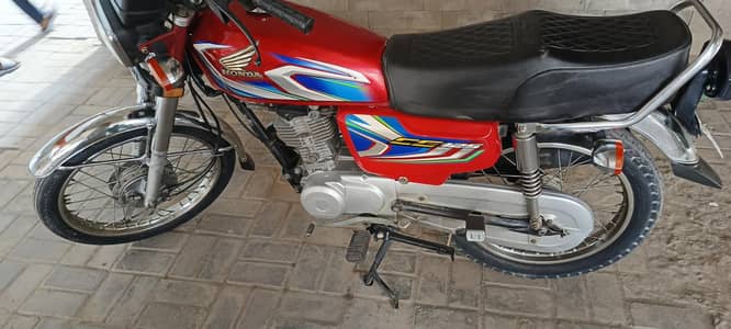 Honda 125 cg 2022 model genuine neat bike