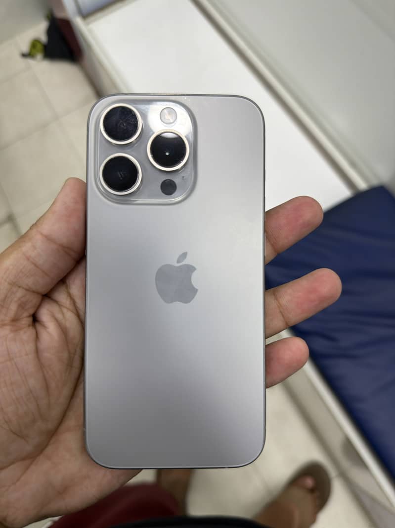 Apple iPhone 15 Pro 1