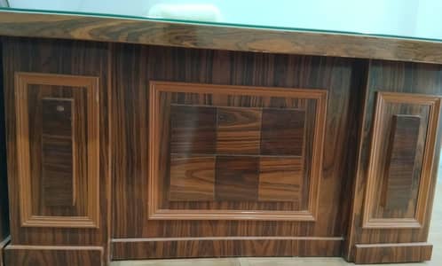 Office Tables , Executive Table , 10/10 condition available in karachi
