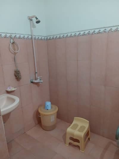 5 MARLA UPPER PORTION FOR RENT IN EDEN BOULEVARD SOCIETY COLLEGE ROAD