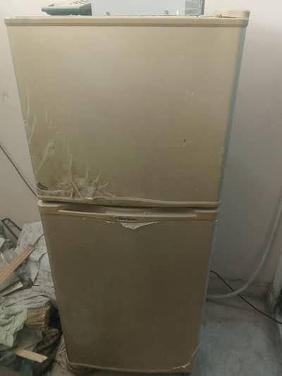 Dawlance fridge for sale