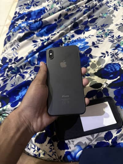 Apple iPhone XS Max 64gb Pta approved