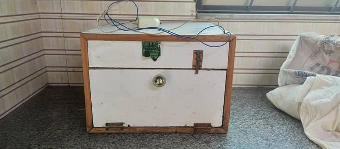 incubator urgent sale