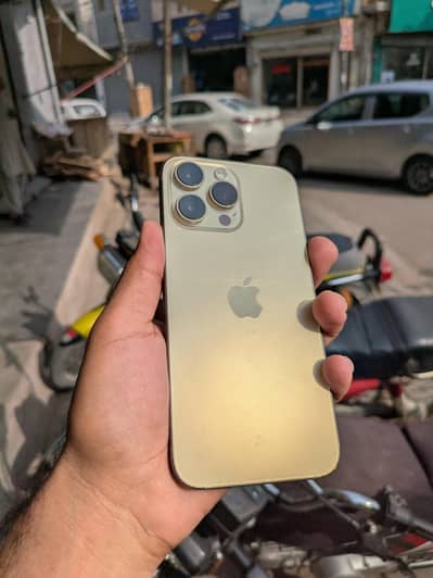 Apple iPhone 14 Pro Max