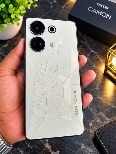 Tecno CAMON 20