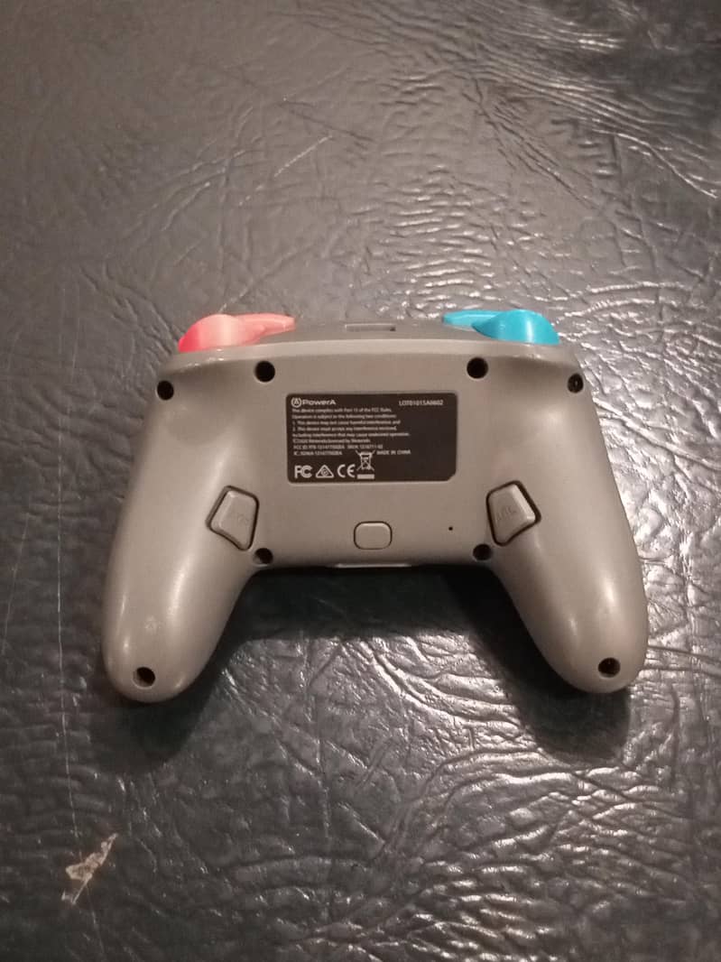 Nintendo Switch - Wireless Controller 1