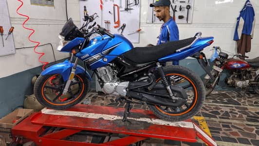Yamaha ybr japanese model 2017 very low mileage genuine condition
