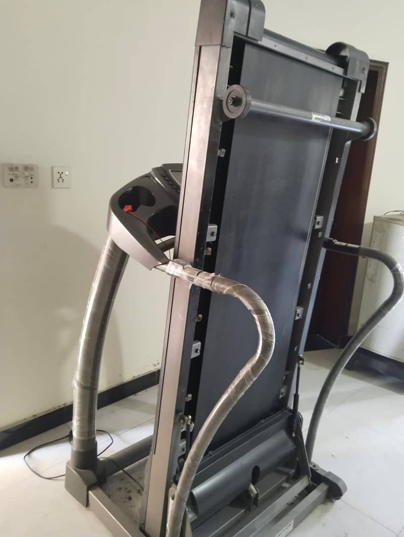 Treadmill 3