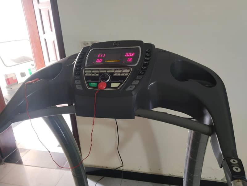 Treadmill 6