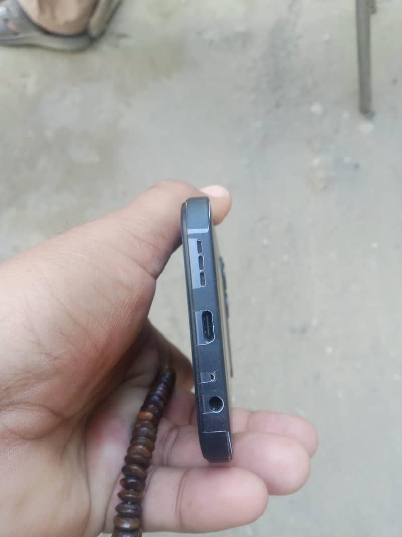 Tecno Spark 50 4