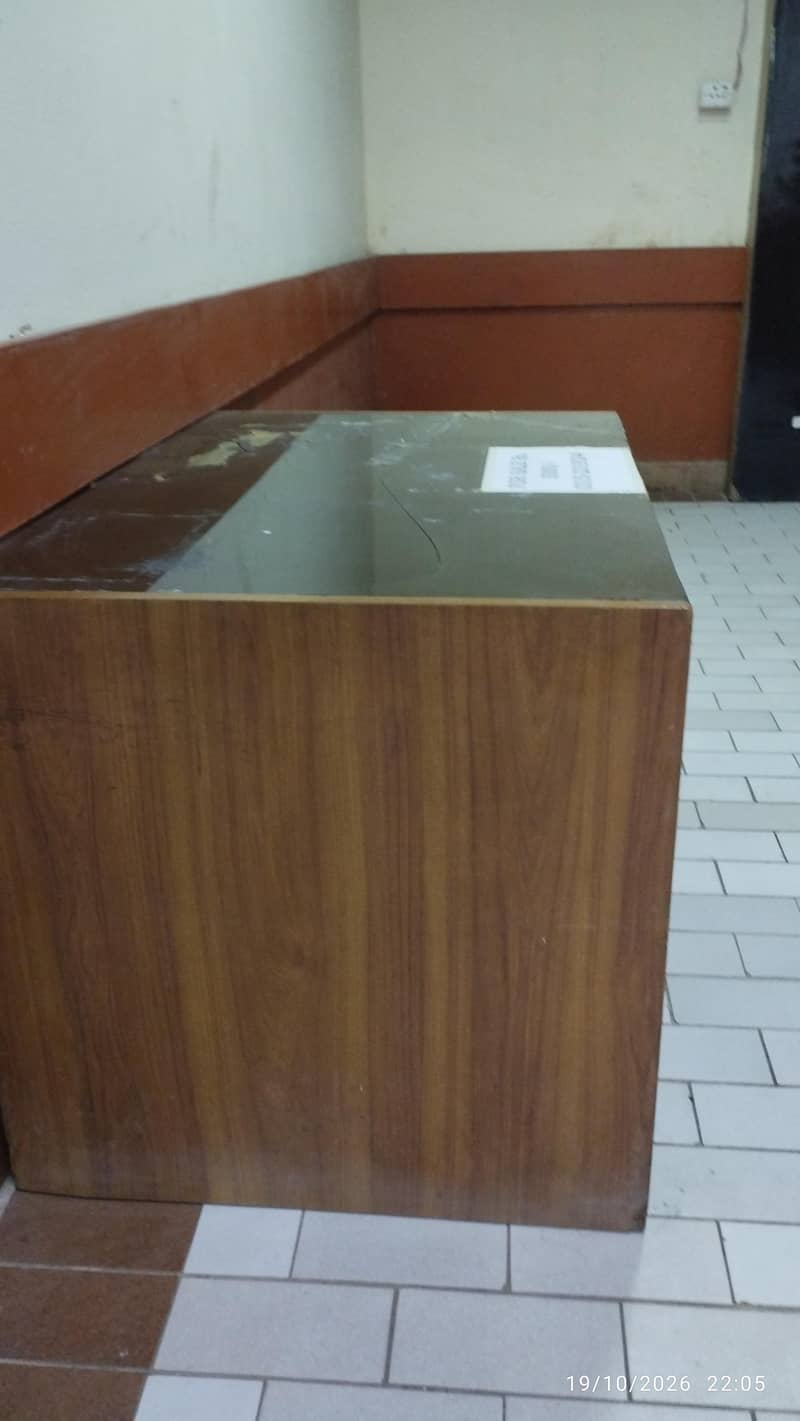table for computer, 0