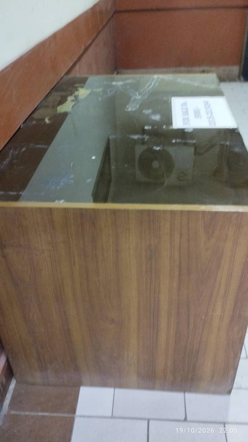 table for computer, 1
