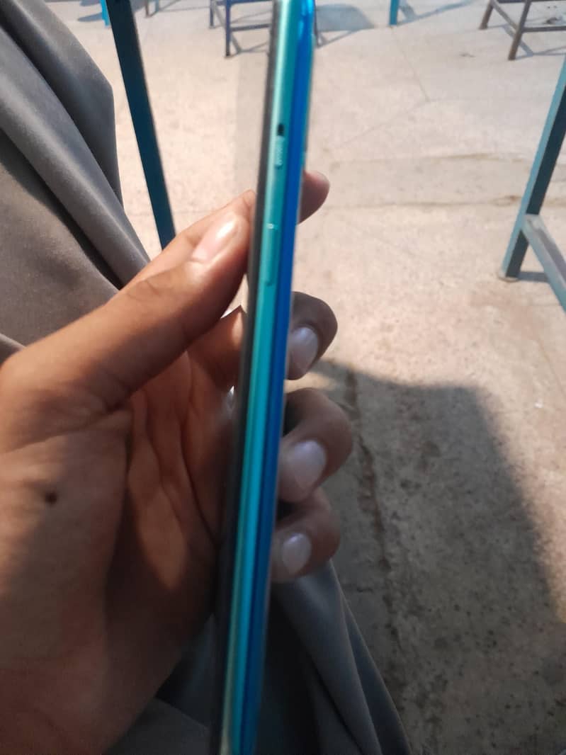 One Plus 8T 4