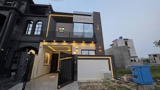 5 Marla Brand New Double unit Modern Elevation House for sale in Lake City Lahore
