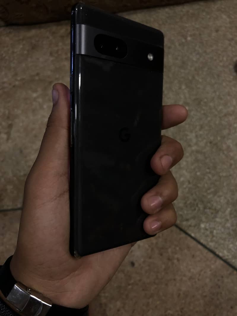 Google Pixel 7a 1