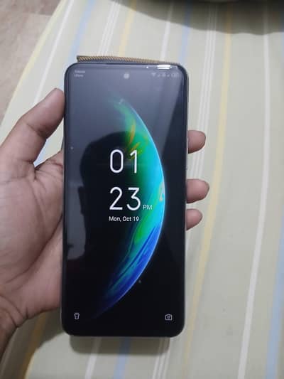 Infinix Hot 12