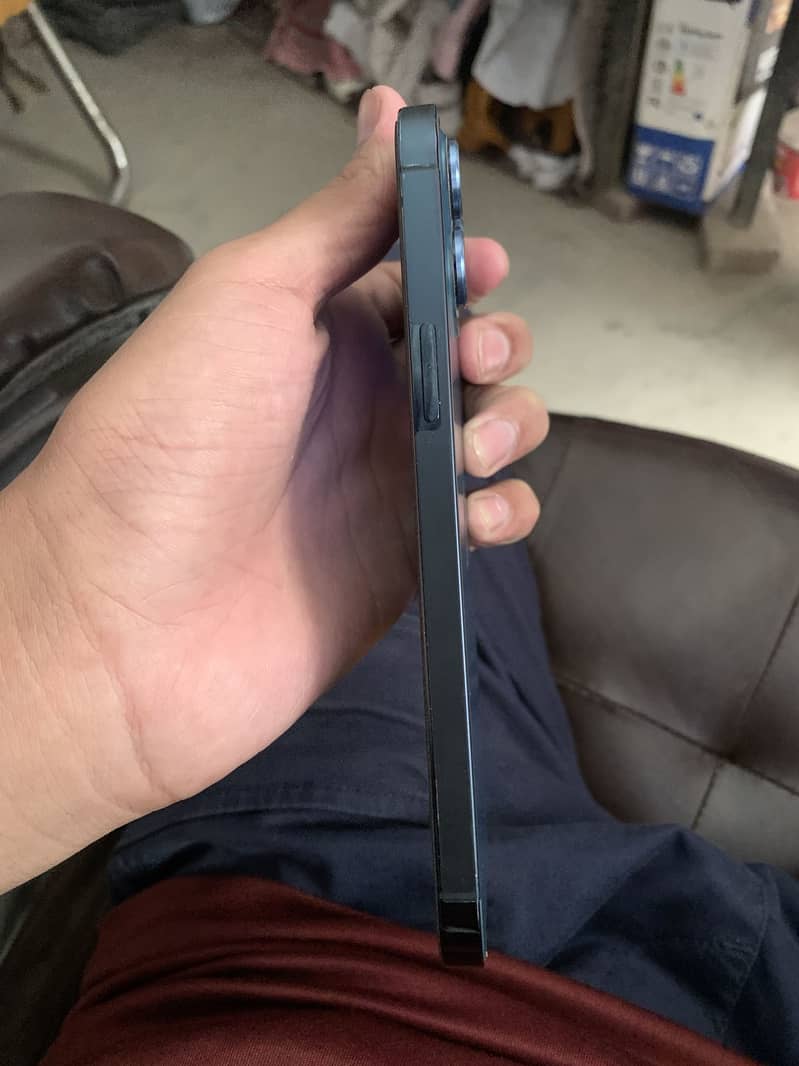 Apple iPhone 12 Pro Max 5