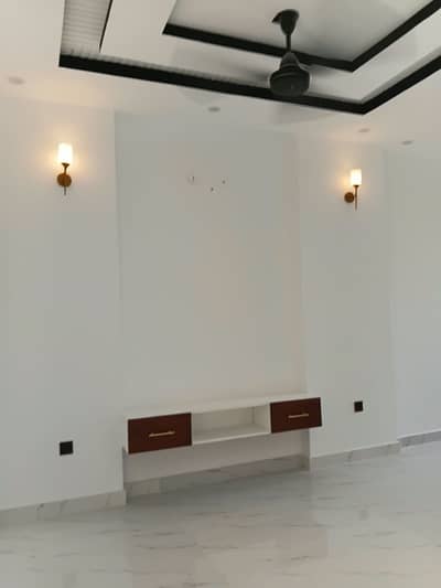 3 Marla Lower Portion Available For Rent In Formanites Housing Scheme Lahore Near DHA Phase 5 And Ring Road All Most Brand New Portion