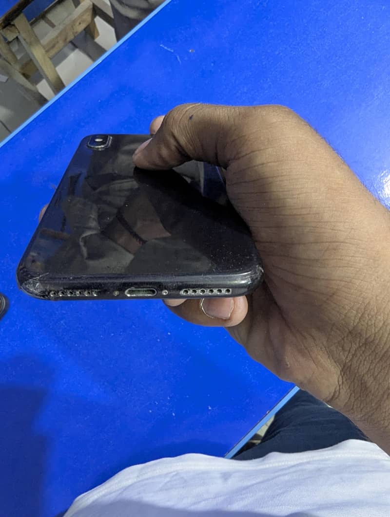 Apple iPhone X 1