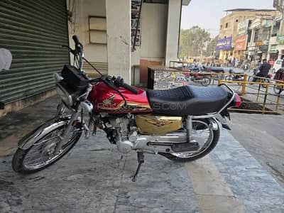 125 cc Honda bike