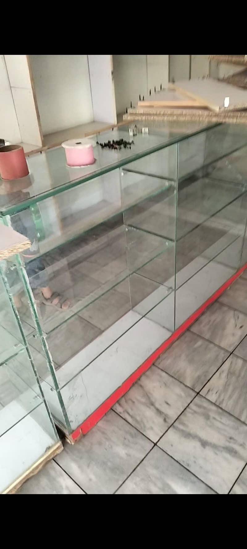 showcase good condition 1