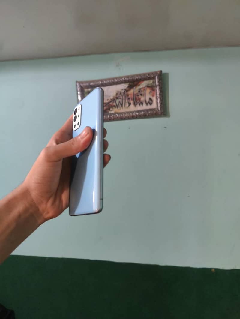 One Plus 9R 0