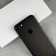 Apple iPhone 7 3