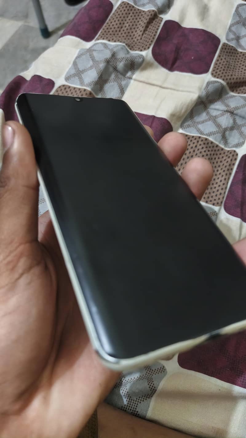 Xiaomi Mi Note 10 Lite 4