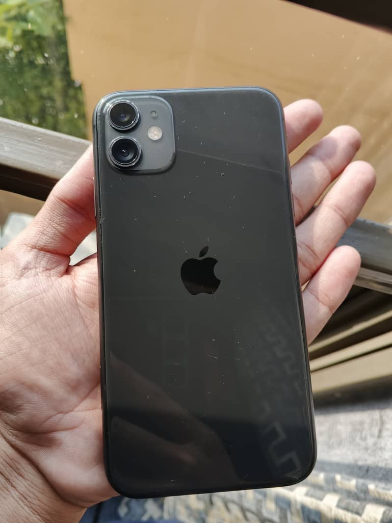 Apple iPhone 11 0
