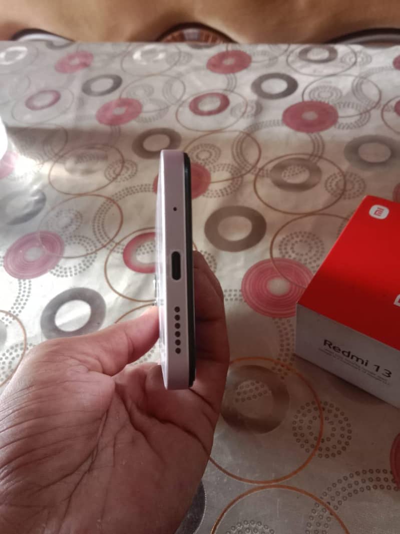 Xiaomi Redmi 13 1