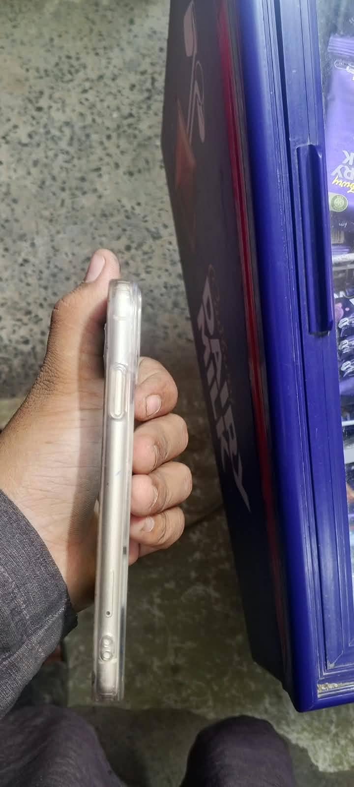 Apple iPhone 11 3