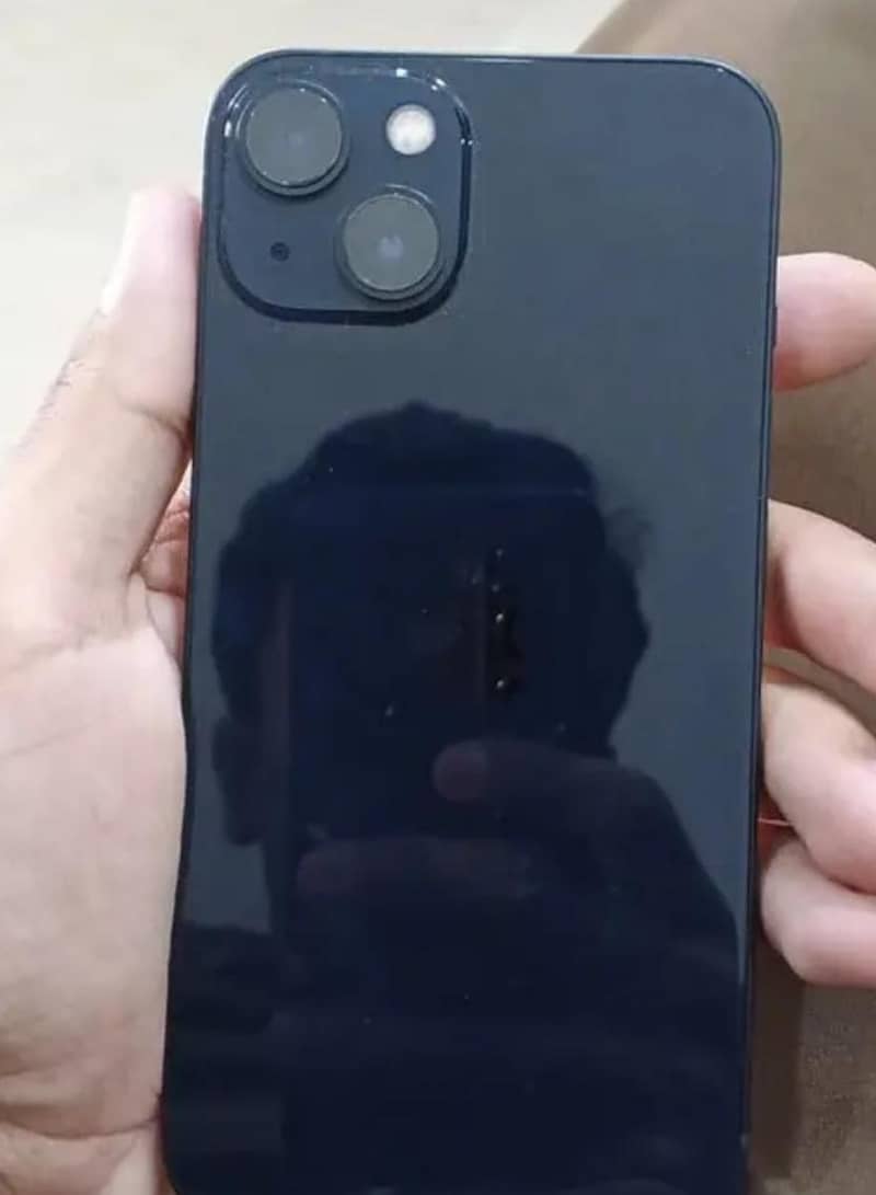 Apple iPhone 13 0