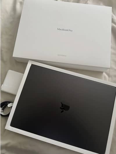 Apple MacBook Pro 16" M4 Pro | 48GB