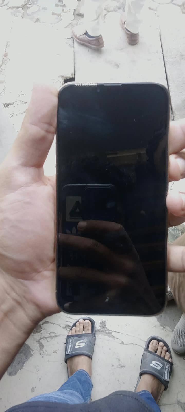Apple iPhone 13 Pro Max 1