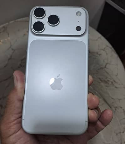 Apple iPhone 17 Pro Max