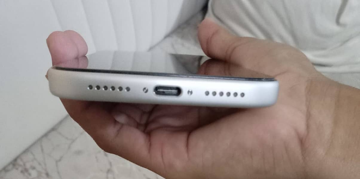 Apple iPhone 17 Pro Max 3