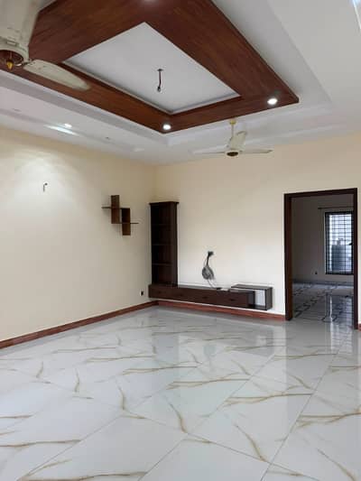 Lower Portion for Rent in LDA Avenue Lahore 10 Marla House in Prime Residential Location