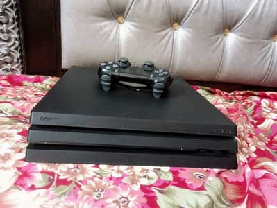 PS4 PRO 1 TB |  1 Orignal Controller|