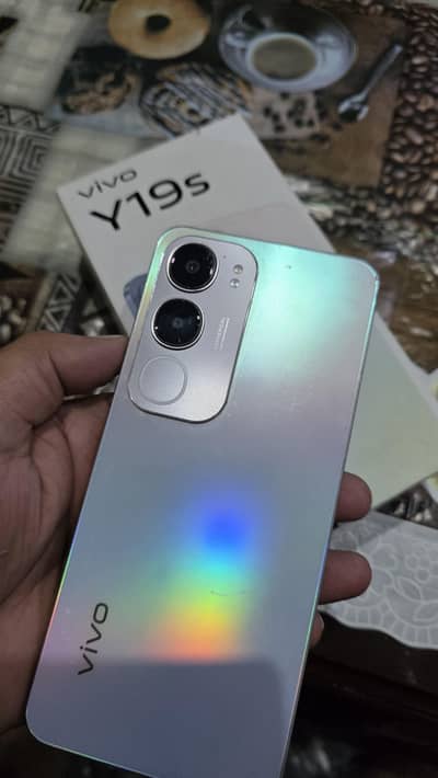 Vivo Y19s