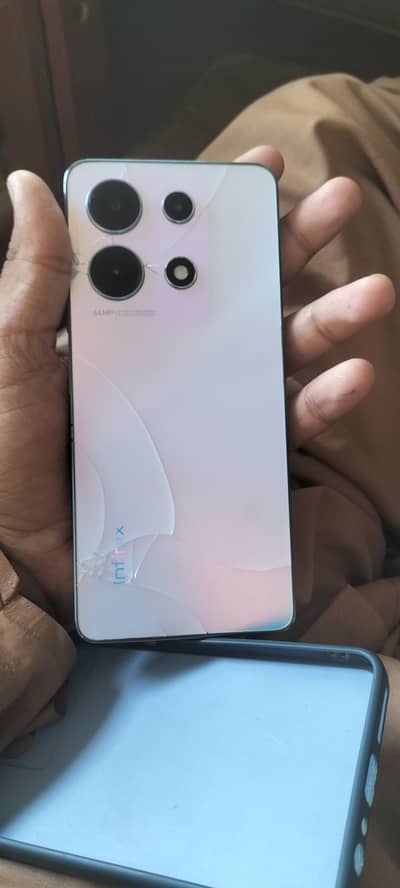 Infinix Note 30