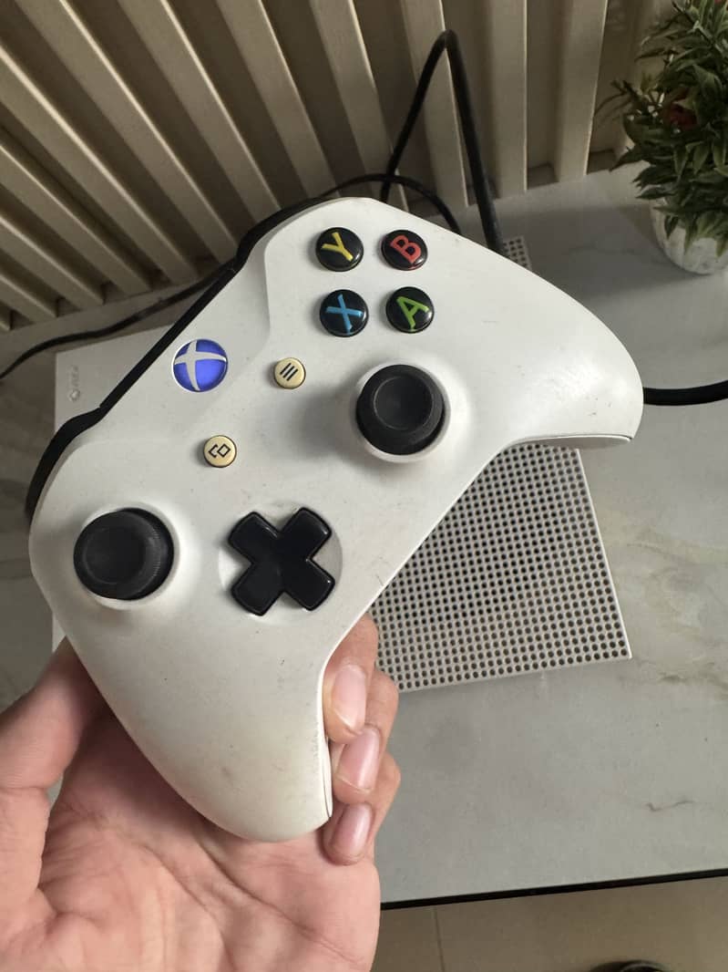 Xbox One s 2