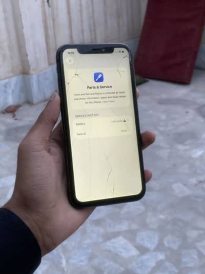 Apple iPhone 11 64 gb bypass glass carck