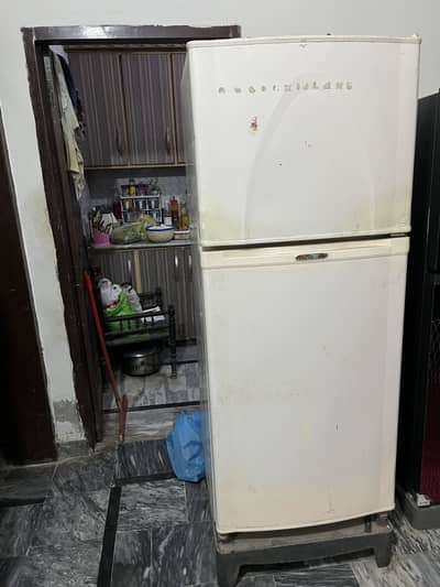 Dawlance Refrigerator | Energy Efficient | Spacious & Reliable