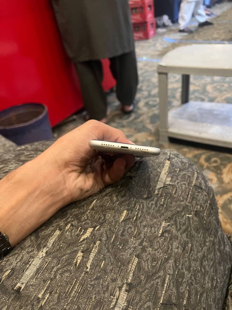 Apple iPhone 11 2