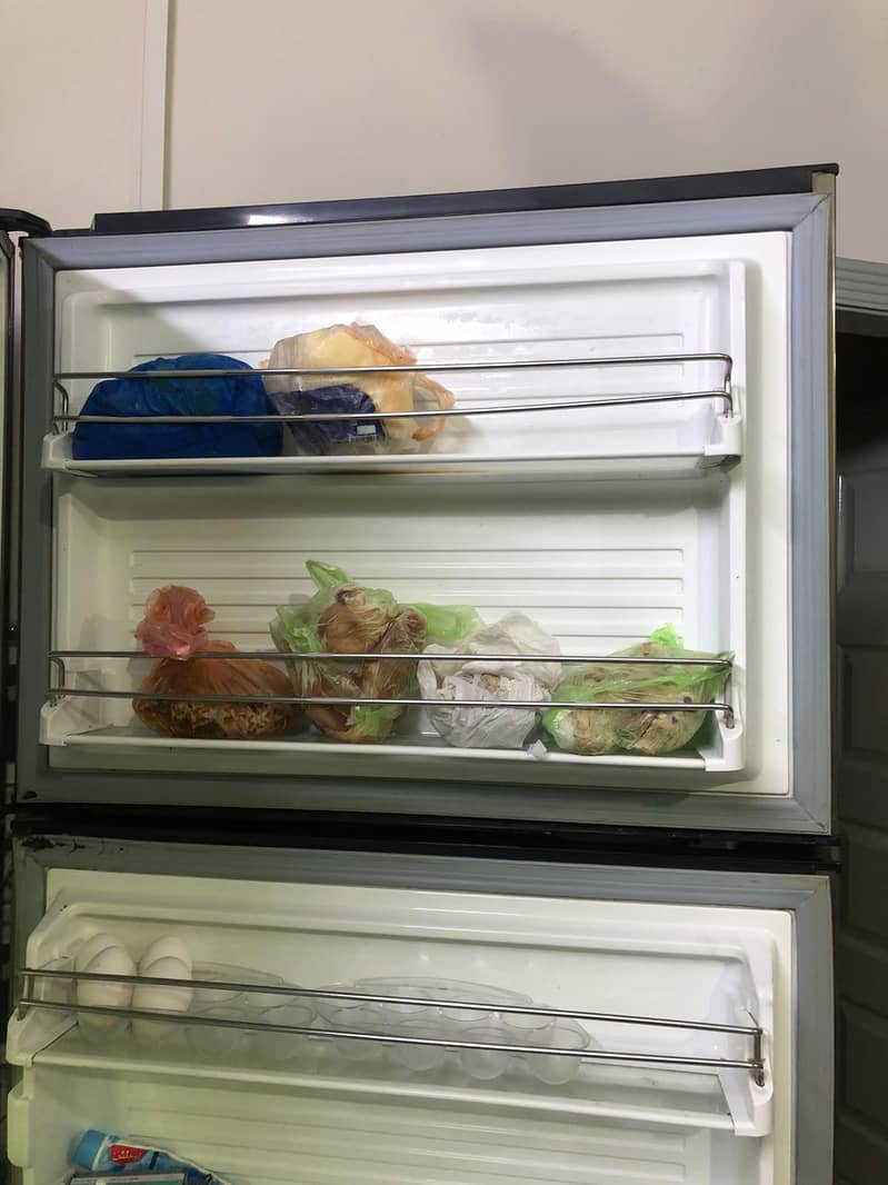 refrigerator 3
